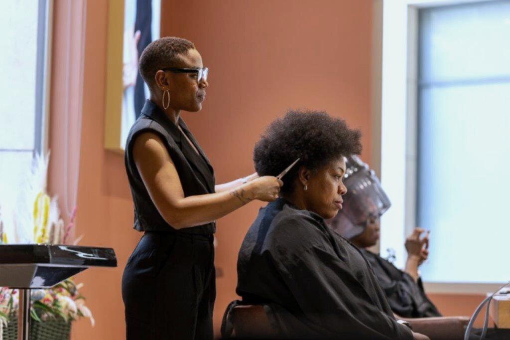 Prestation 3 salon de coiffure René Furterer